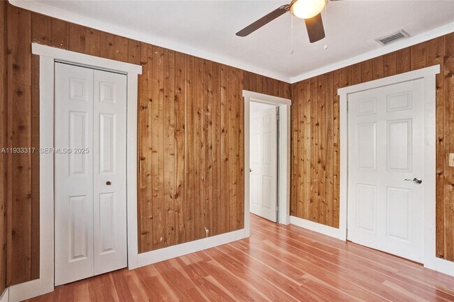 Building Photo - 249 SW 4th St