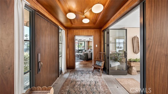 Building Photo - 27 Emerald Bay