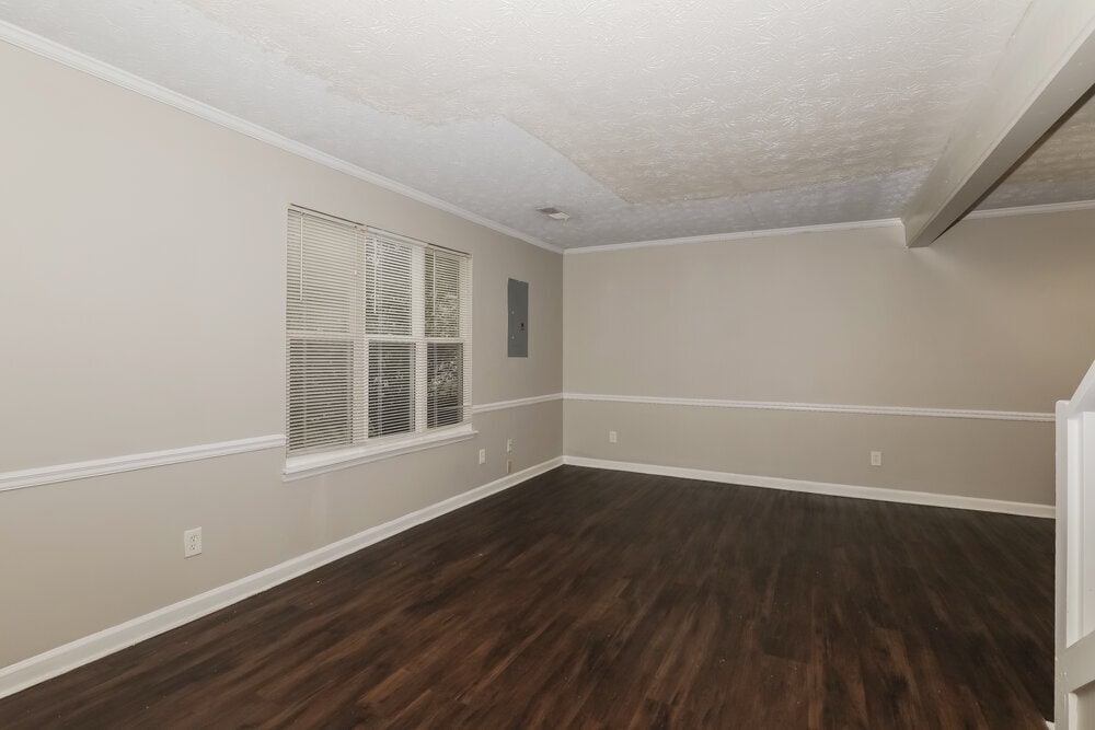 Building Photo - 8194 Canyon Forge Dr