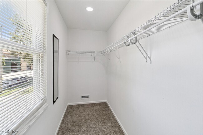 Building Photo - 1962 W 96th St