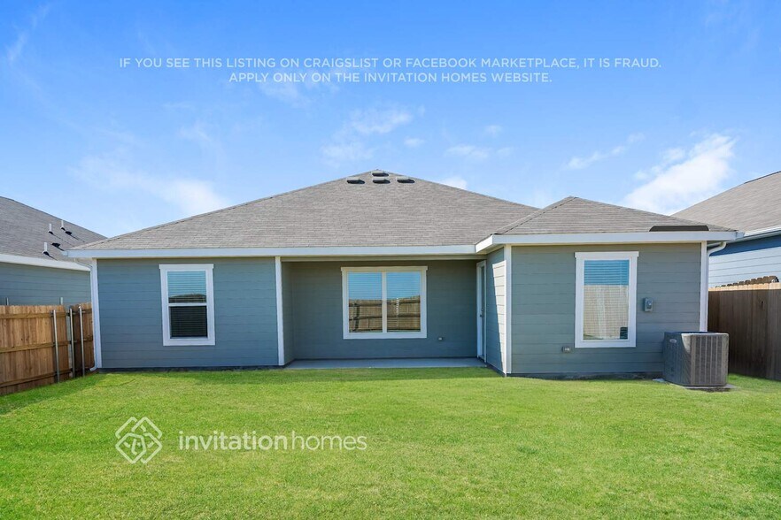 Building Photo - 10024 Pilot Pl