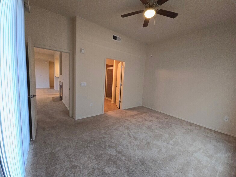 Building Photo - 11640 N Tatum Blvd