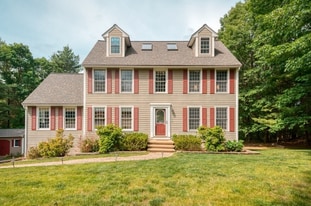 Building Photo - 7 Magnolia Dr