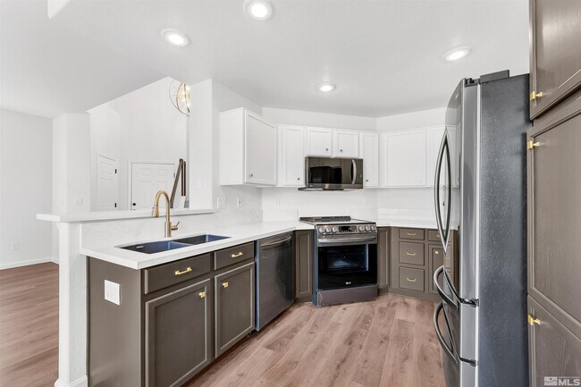 Building Photo - 2175 Canyon Mesa Ct