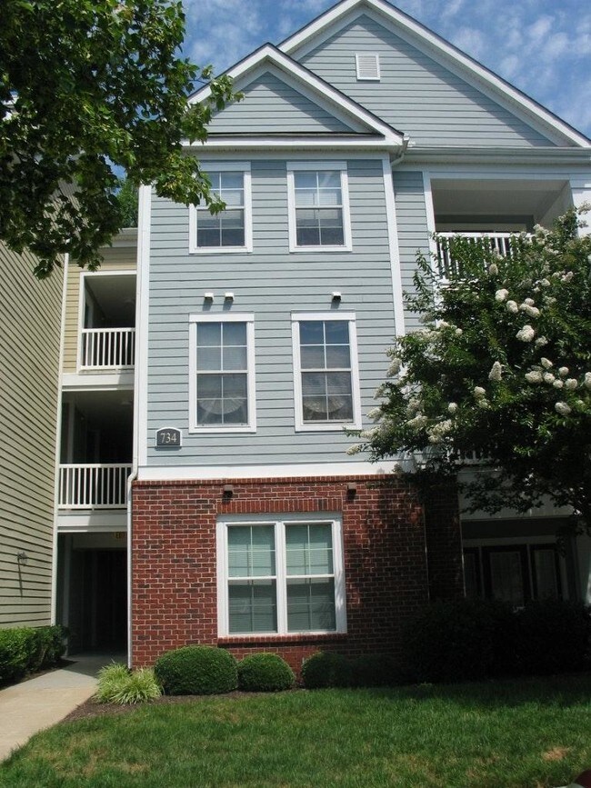 Primary Photo - 734 Bristol Village Dr