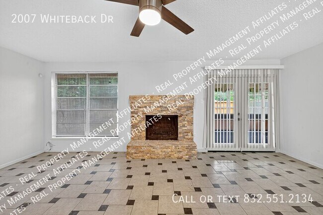 Building Photo - 2007 Whiteback Dr