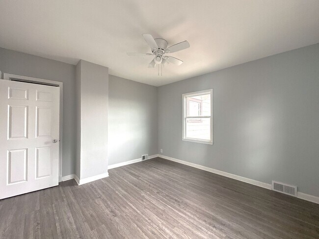 Building Photo - 1 bedroom 1 bath