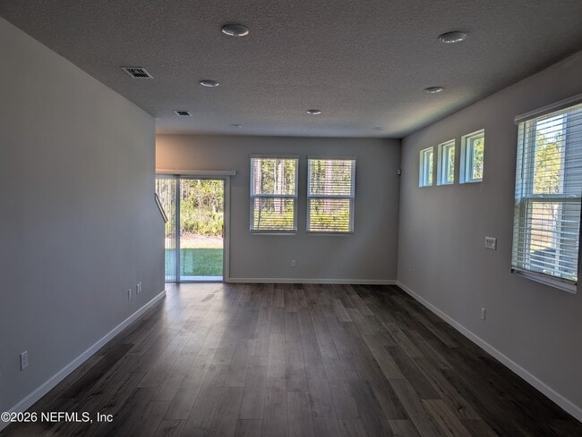 Building Photo - 10663 Waterfield Rd