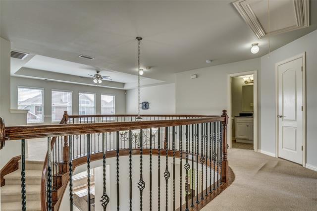 Building Photo - 916 Carlsbad Dr