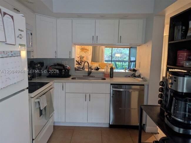 Building Photo - 12970 SW 88th Ln