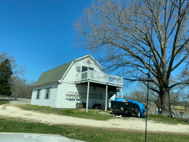 Building Photo - 135 Charity Ln