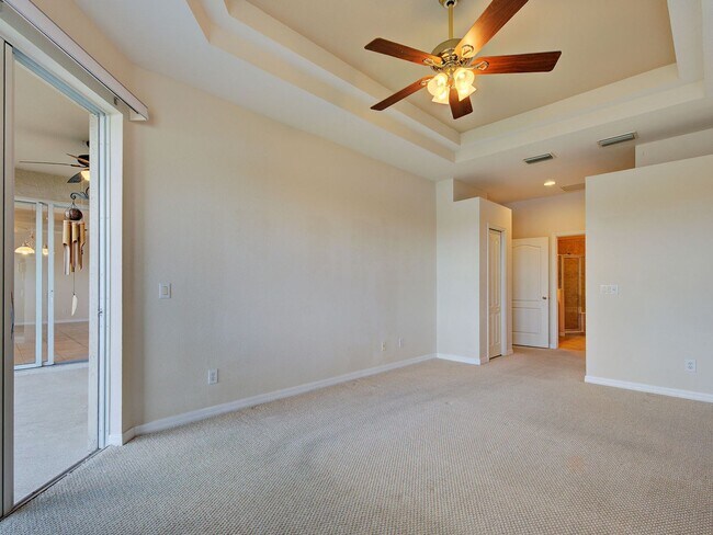 Building Photo - 3BD/2BA/3 Car Garage in Stoneybrook