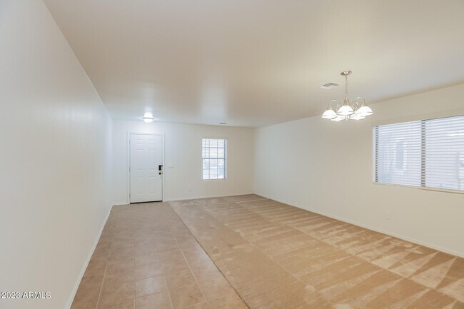 Building Photo - 16016 N 168th Ln