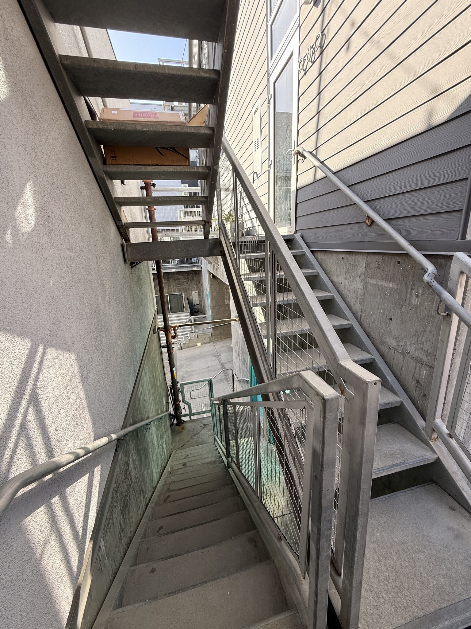 Building Photo - 989 Sigsbee St