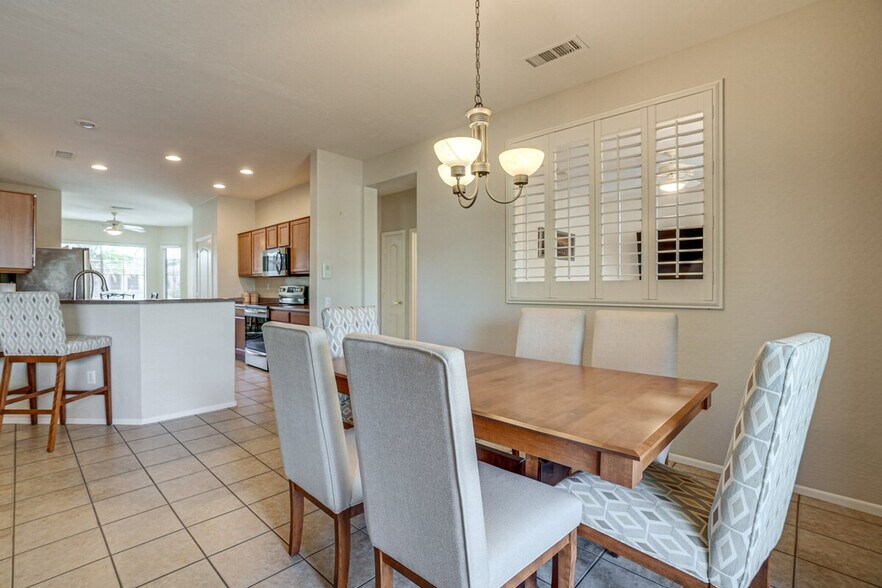 Building Photo - 19326 N Tallowood Way