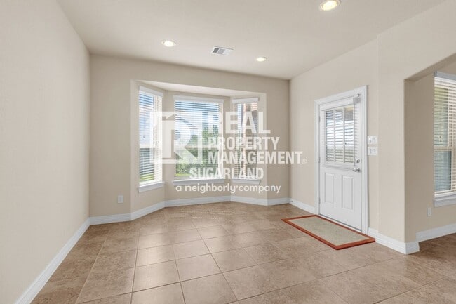 Building Photo - 18607 Pelham Grove Ln