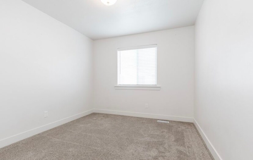 Building Photo - 383 S 1540 E