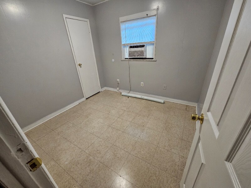 Building Photo - 506 Orchid Dr