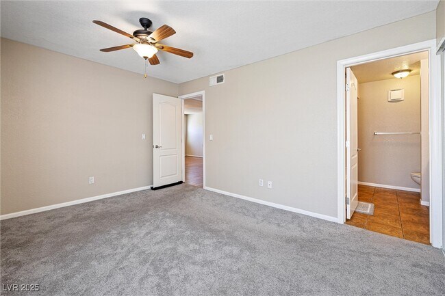Building Photo - 9325 W Desert Inn Rd