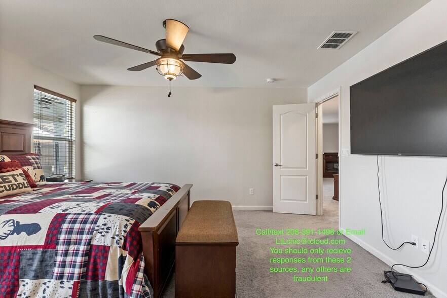 Building Photo - 1385 Deerwood St