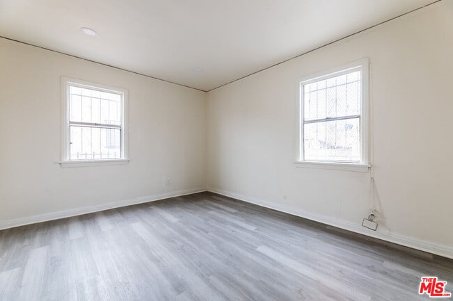 Building Photo - 138 W 82nd St