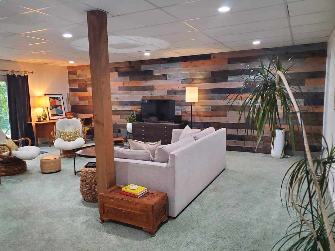 Building Photo - 10 White Birch Dr