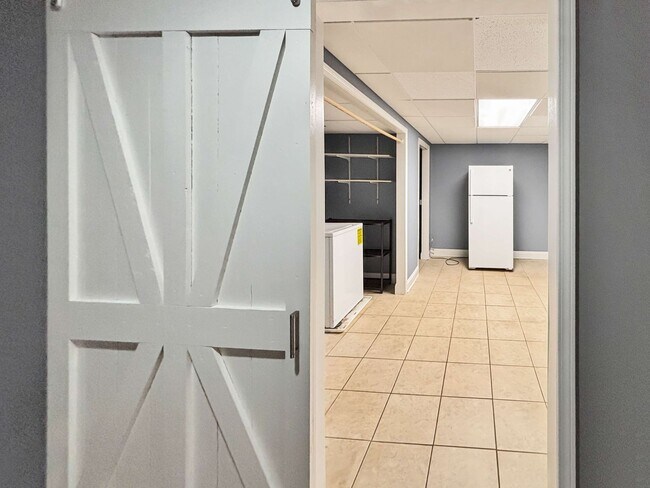Building Photo - BEAUTIFUL Property in Marietta!