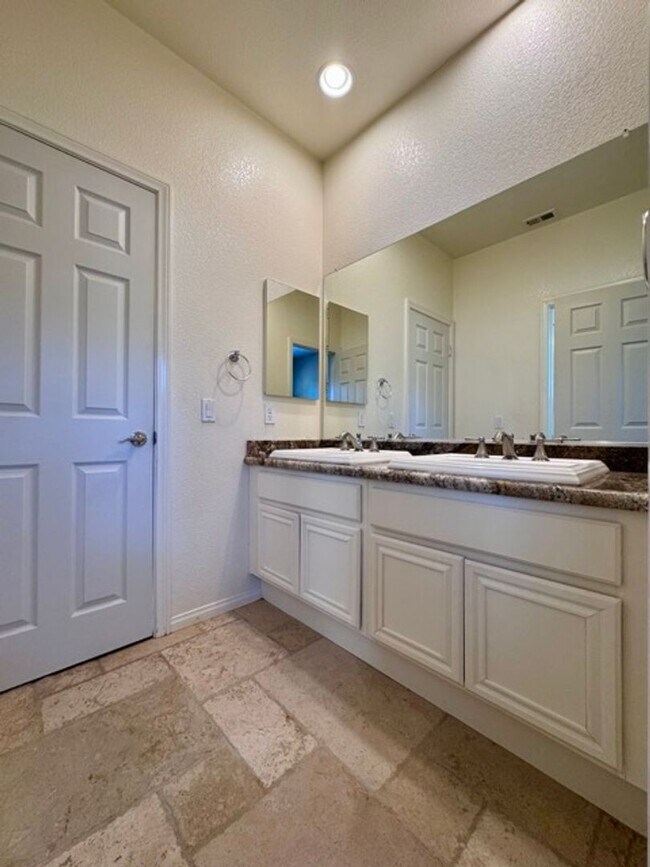 Building Photo - Stunning expansive 3 Bedroom Redhawk Home with Office, Loft & Pool/Spa!