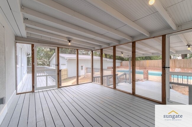 Building Photo - 11319 Harding Rd