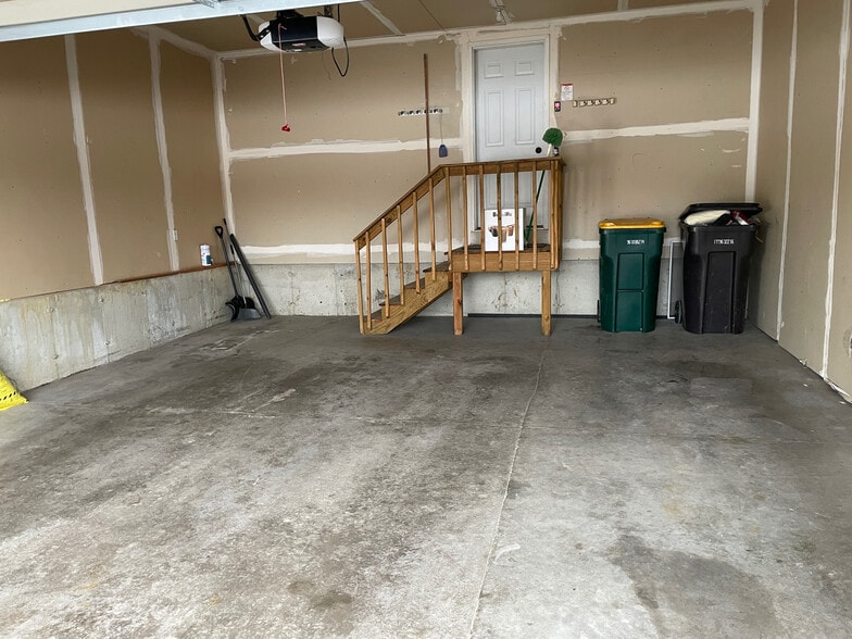 Building Photo - 1417B 2nd St