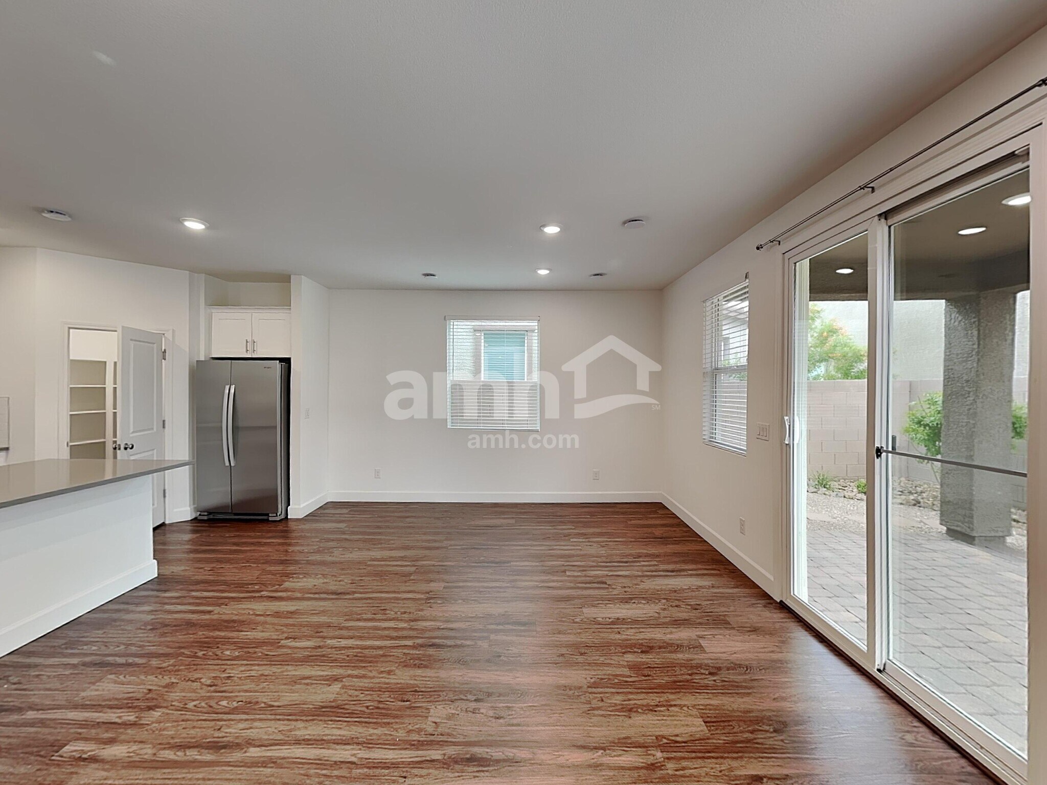 Building Photo - 9166 Sierra Point Court