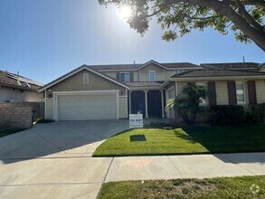 Building Photo - Oxnard 4 Bedroom 3 Full Bathroom 2-Story Home