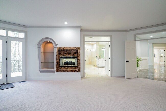 Building Photo - Pete’s Mountain Estate with Mountain Views