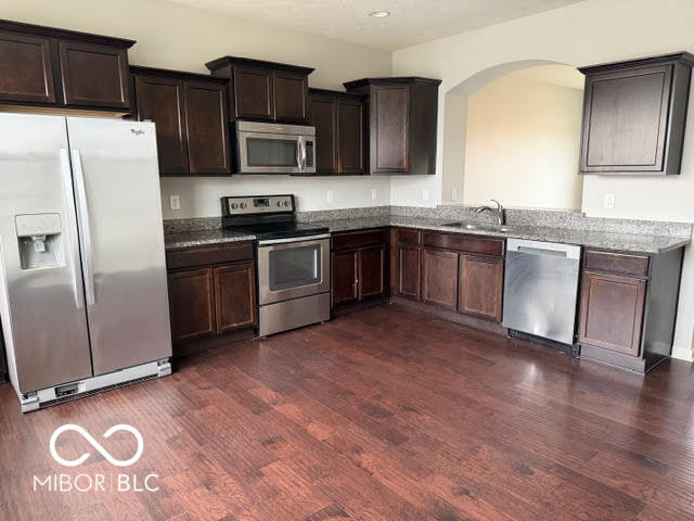 Building Photo - 12687 White Chapel Cir