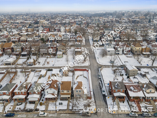 Building Photo - 857 Norwich Ave