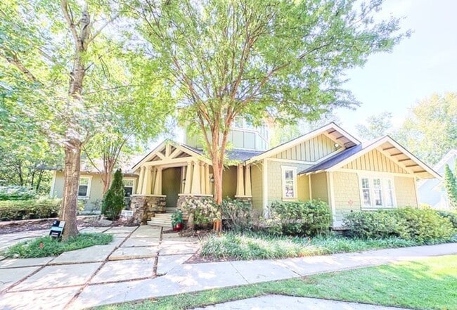 Building Photo - LEASING FOR AUGUST 10 2026! WOODLANDS OF ATHENS