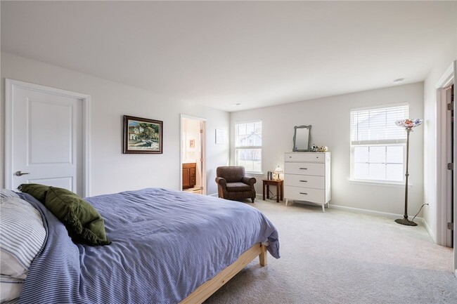 Building Photo - 23 Keuka Ln