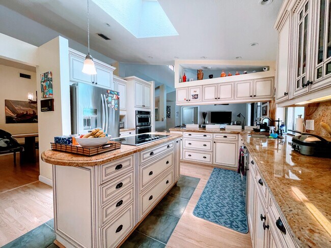 Building Photo - 1701 NW 97th Terrace