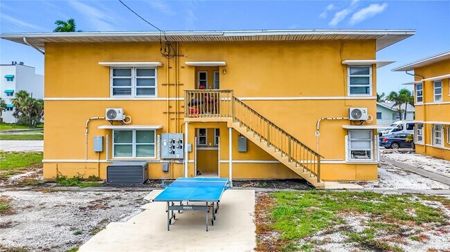 Building Photo - 101 154th Ave