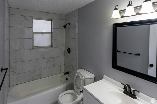 Building Photo - 202 W 2050 N