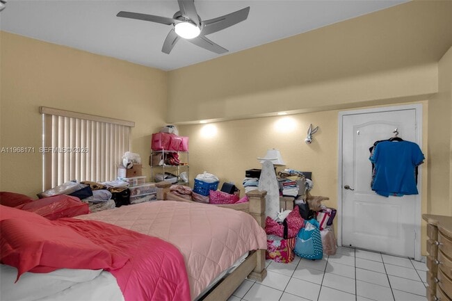 Building Photo - 7562 W 32nd Ct