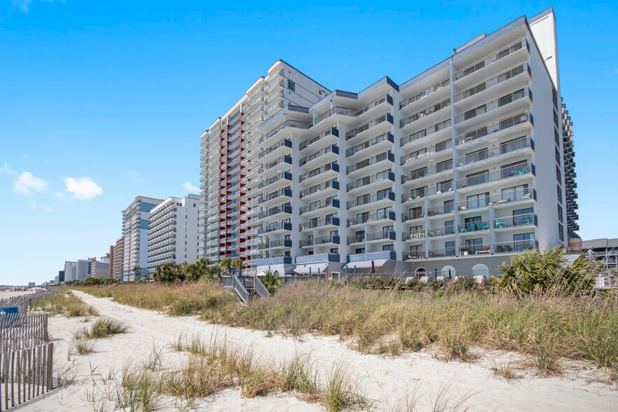 Building Photo - 2001 S Ocean Blvd
