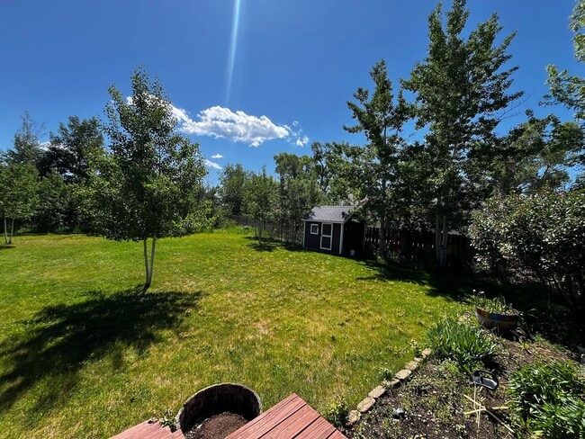 Building Photo - Furnished 3-Bedroom Home in Quiet Victor N...