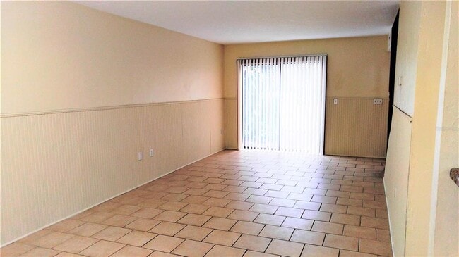 Building Photo - 1836 N Crystal Lake Dr