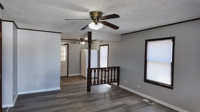 Building Photo - 310 E Jackson St