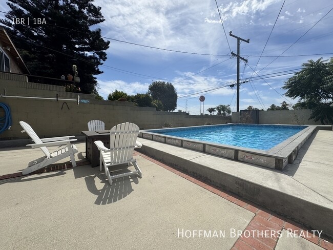 Building Photo - 5138 W 141st St