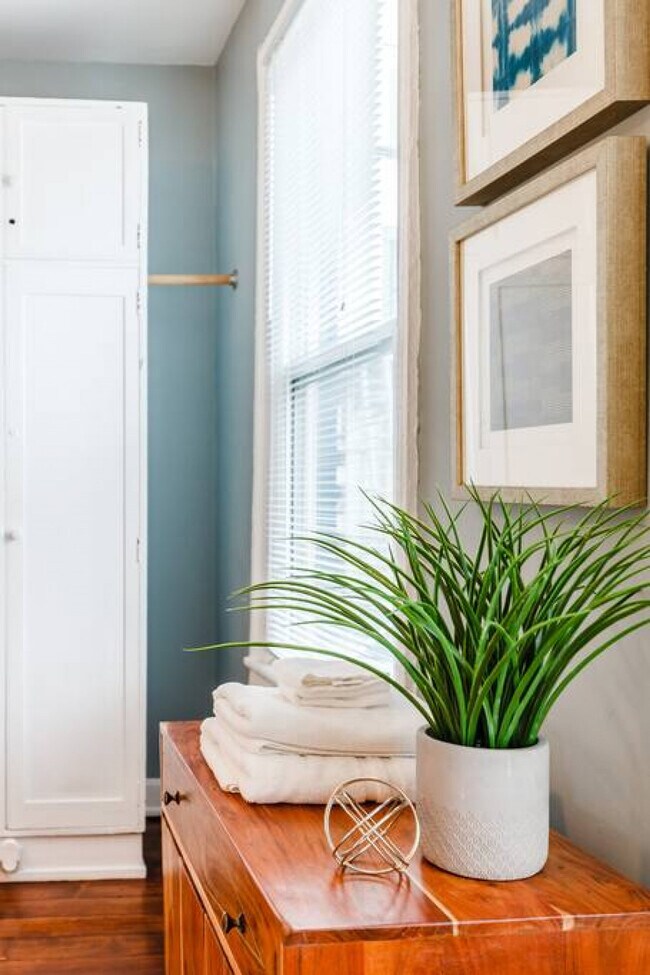 Building Photo - 11 Catlin Alley