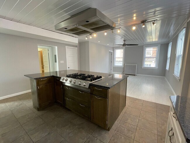 Building Photo - Small pets are welcome with an additional ...