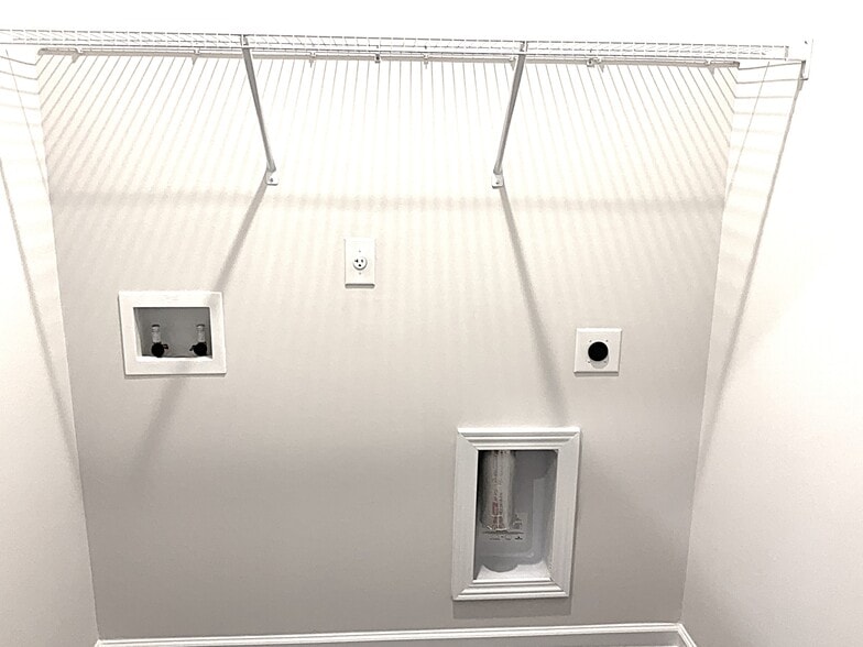 Building Photo - 3184 Emberly Dr