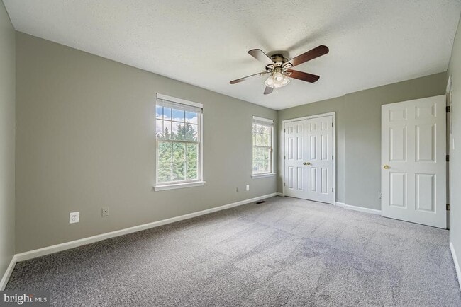 Building Photo - 2209 Bluegrass Heights Ct